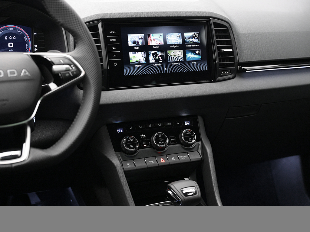 Skoda Karoq 2.0 SPORTLINE DSG 4x4 AHK MATRIXLED LM19