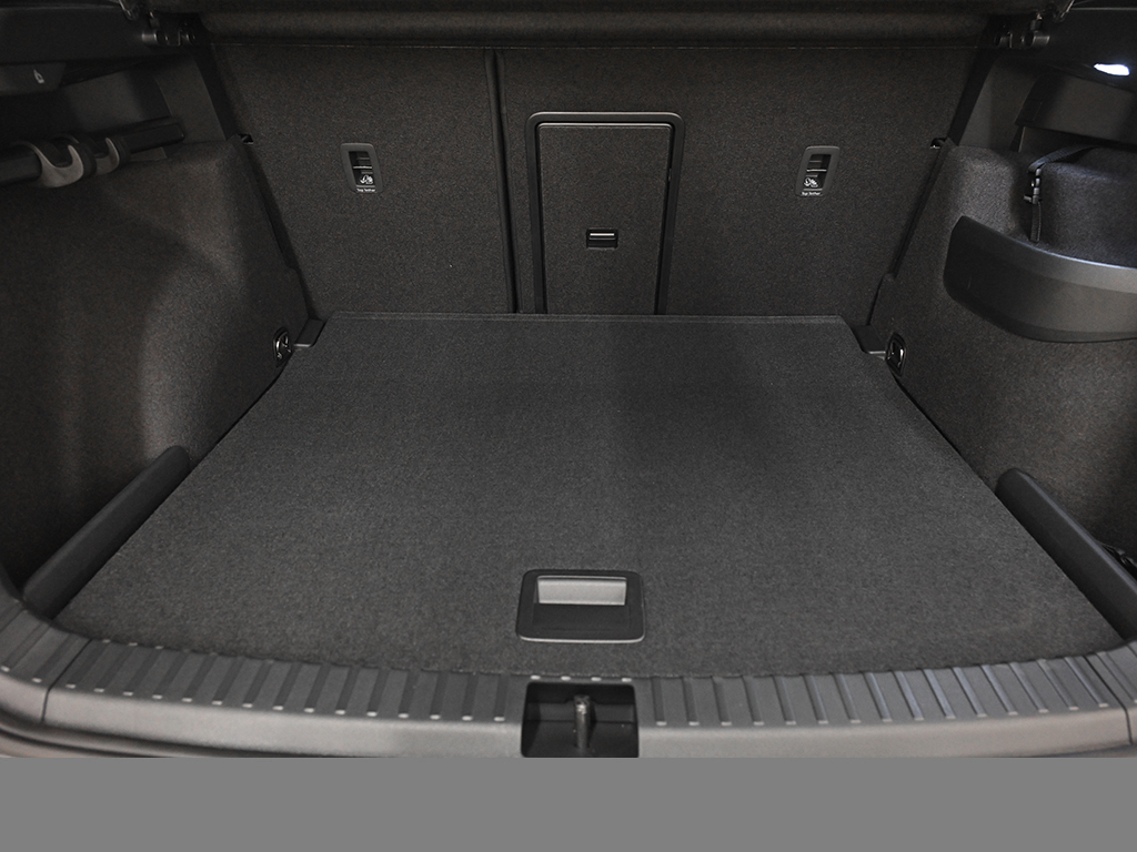 Skoda Karoq 2.0 SPORTLINE DSG AHK MATRIXLED KEYLESS