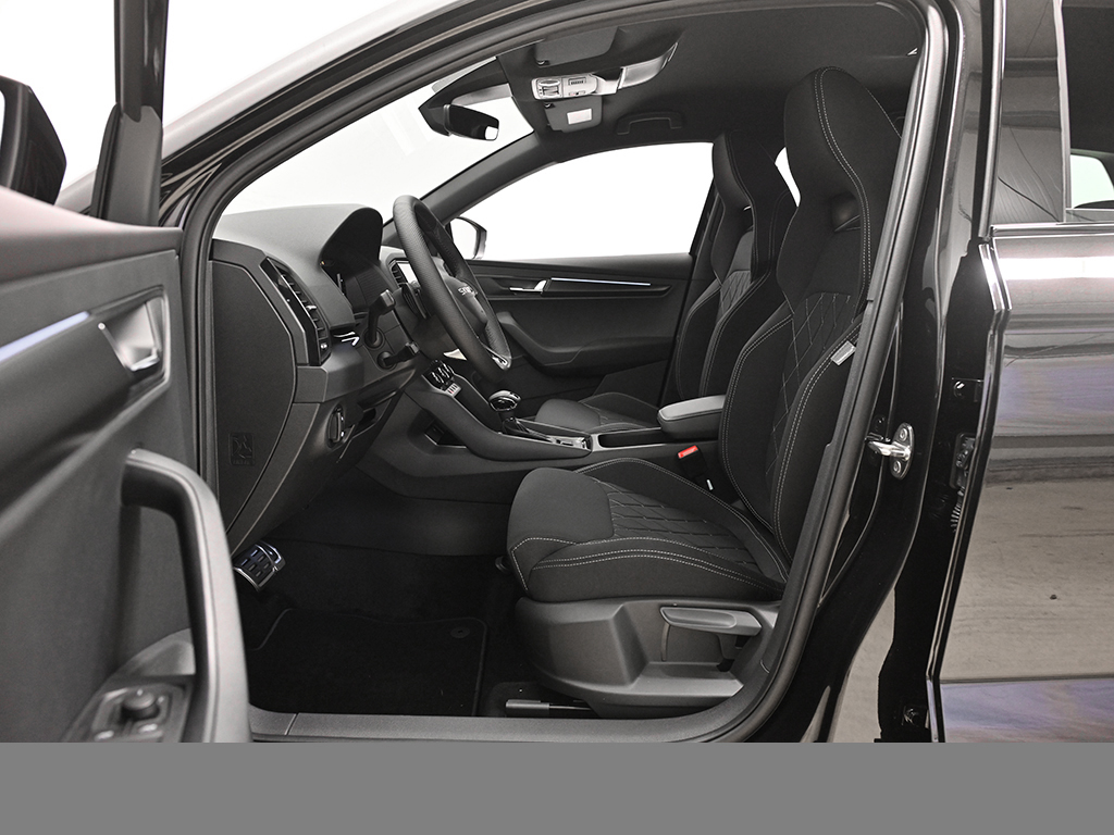 Skoda Karoq 1.5 SPORTLINE DSG AHK MATRIXLED LM19