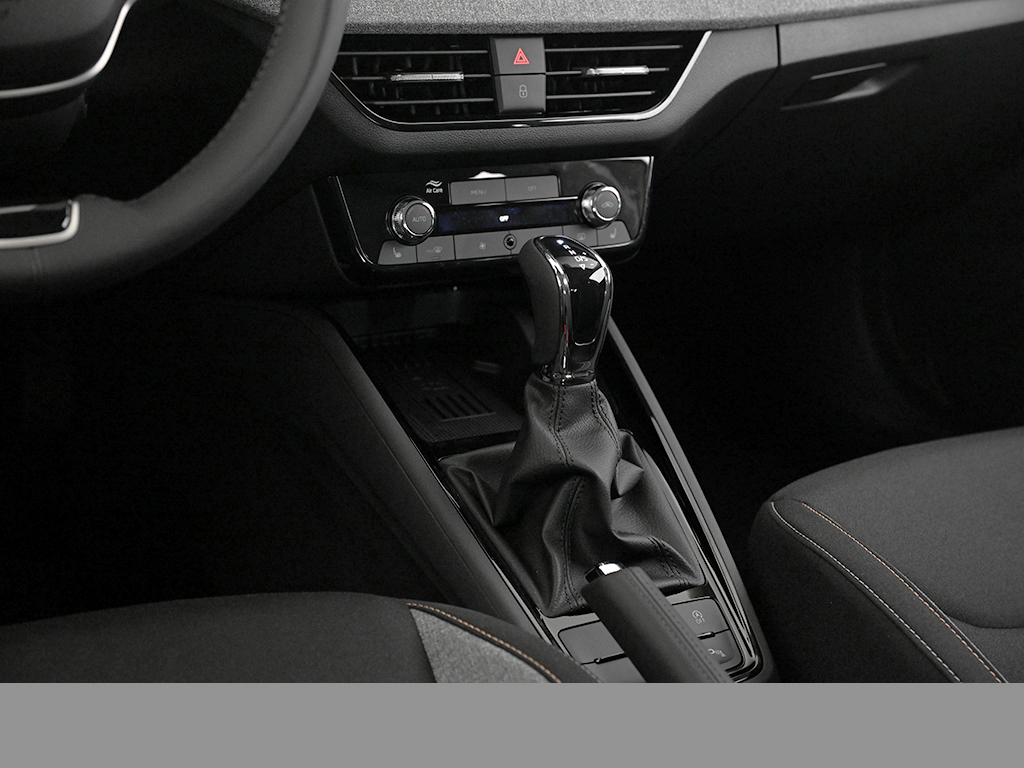 Skoda Kamiq 1.5 TOUR DSG MATRIXLED CAM eKLAPPE NAVI