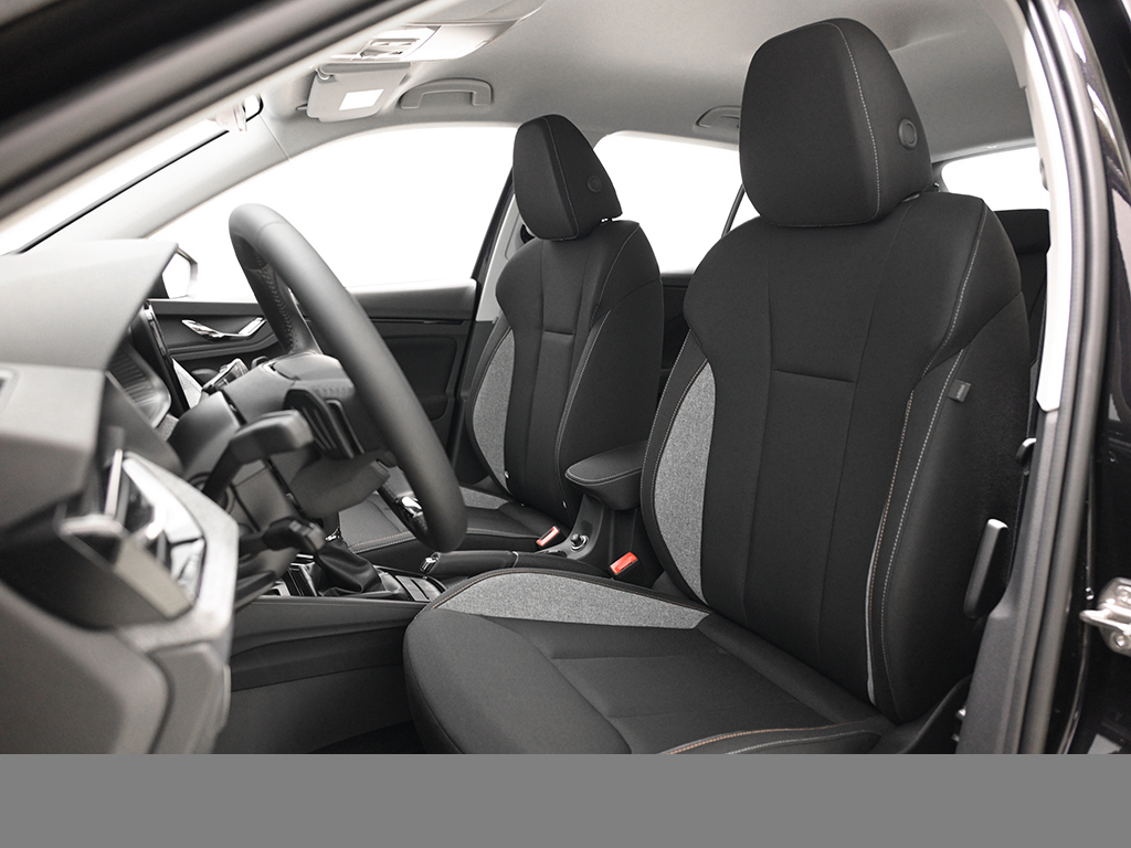 Skoda Kamiq 1.5 TOUR DSG AHK eKLAPPE NAVI CAM