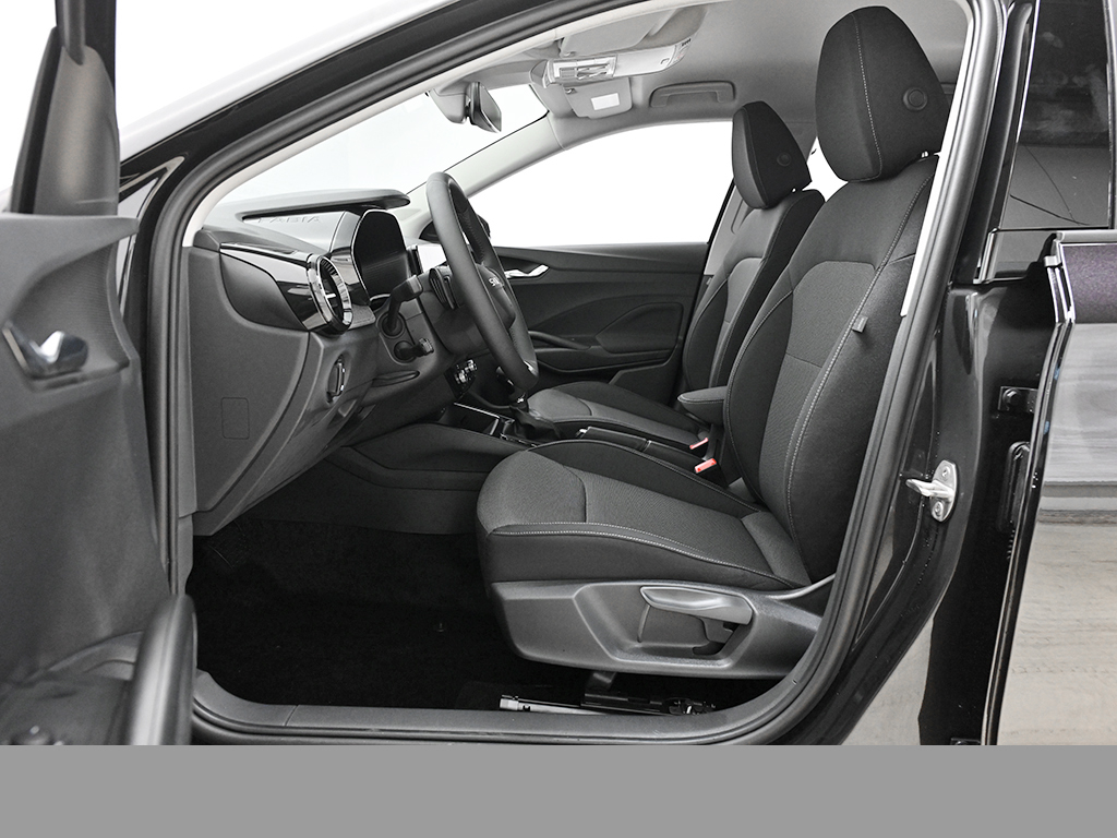 Skoda Fabia 1.0 TOUR DSG AHK LED CAM LM16 SITZHZG