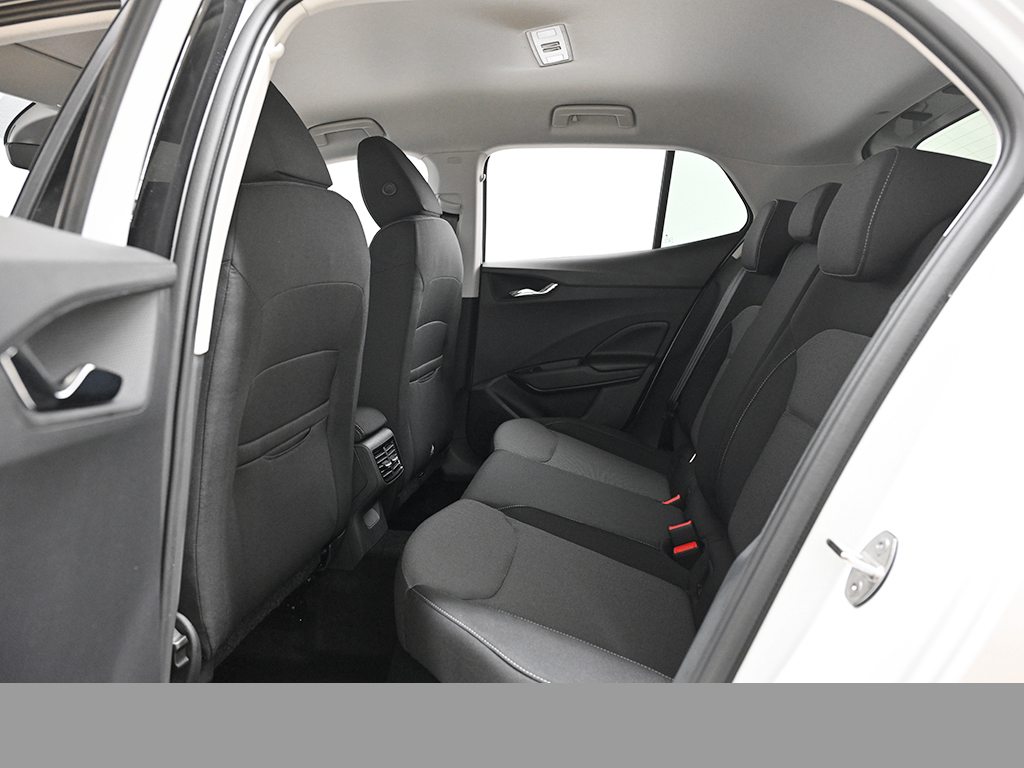 Skoda Fabia 1.5 TOUR DSG AHK LENKRAD-&SITZHZG CAM LED