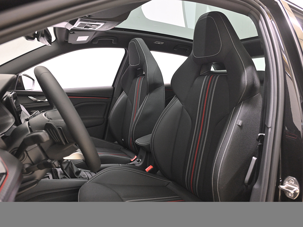 Skoda Scala 1.5 MONTE CARLO DSG AHK PANO NAVI eKLAPPE