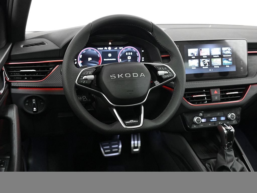 Skoda Scala 1.0 MONTE CARLO DSG AHK PANO eKLAPPE CAM