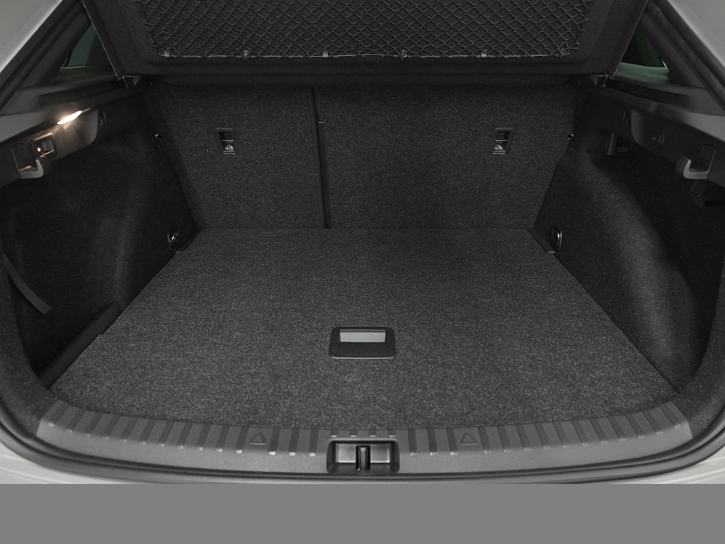 Skoda Scala 1.5 Monte Carlo DSG AHK PANO ACC ANV RFK