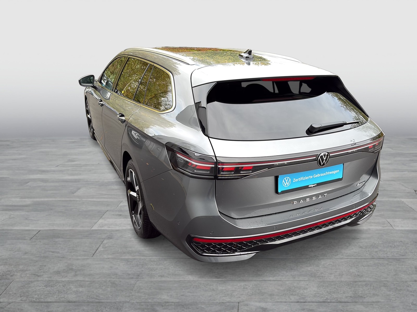 Volkswagen Passat Variant 2.0 R-LINE 4X4 NEUES MODELL PANO