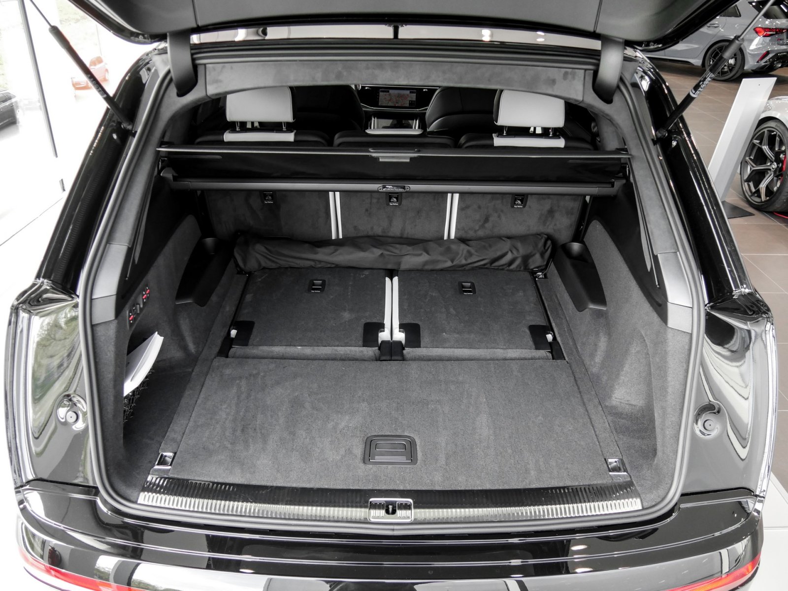 Audi SQ7 TFSI tiptronic Audi Exclusive 3.Sitzreihe+Standheizung+AHK+Pano+B&O