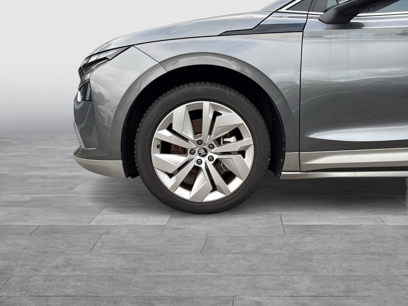 Skoda Enyaq 85 LOFT WÄRMEPUMPE PANO AHK CAM ACC LM20