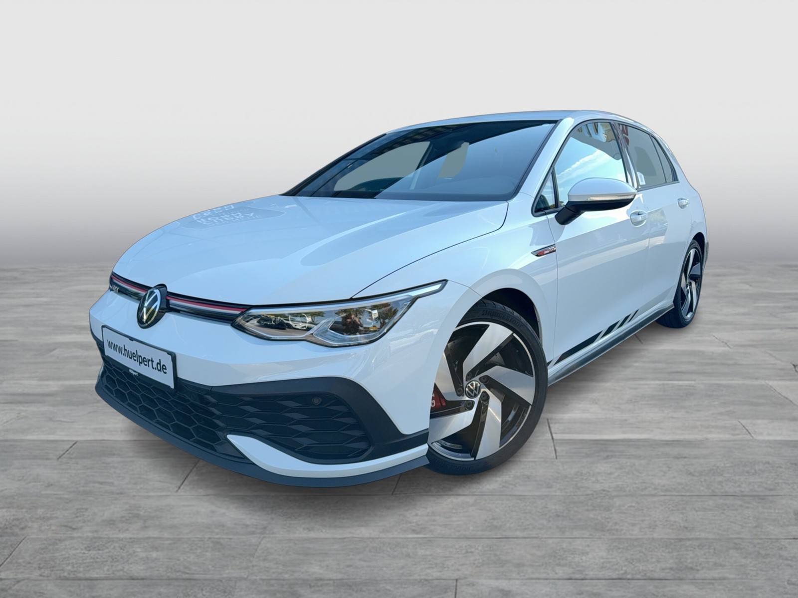 Volkswagen Golf VIII 2.0 GTI CLUBSPORT ACC LM18 NAVI SITZHZ