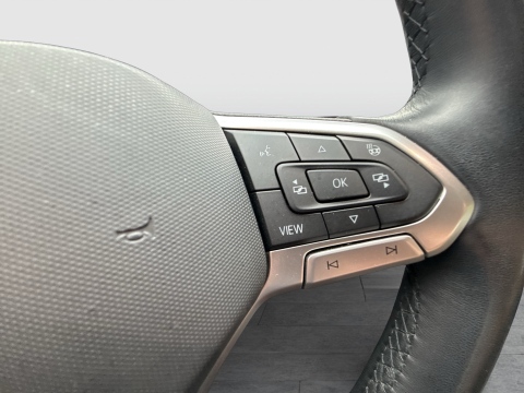 Volkswagen Tiguan 1.5 ELEGANCE ACC LM18 E-KLAPPE CARPLAY