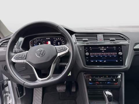Volkswagen Tiguan 1.5 ELEGANCE ACC LM18 E-KLAPPE CARPLAY