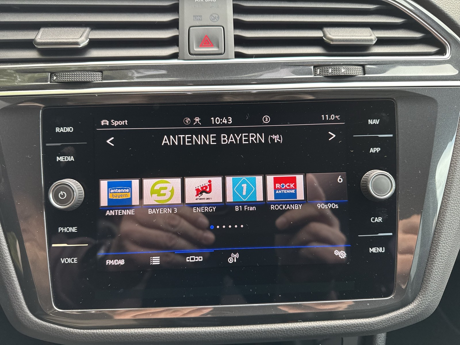 Volkswagen Tiguan 2.0 R 4X4 AKRAPOVIC LEDER PANO 360CAM 21Z