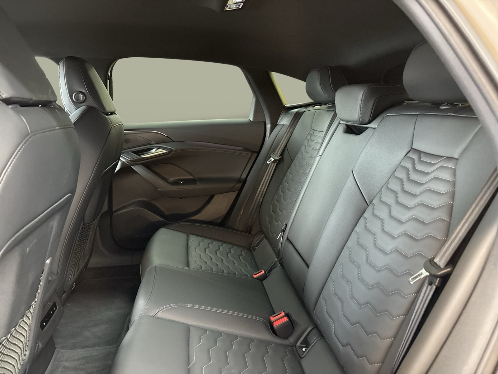 Audi A6 e-tron Sportback quattro S LINE AHK 360°CAM