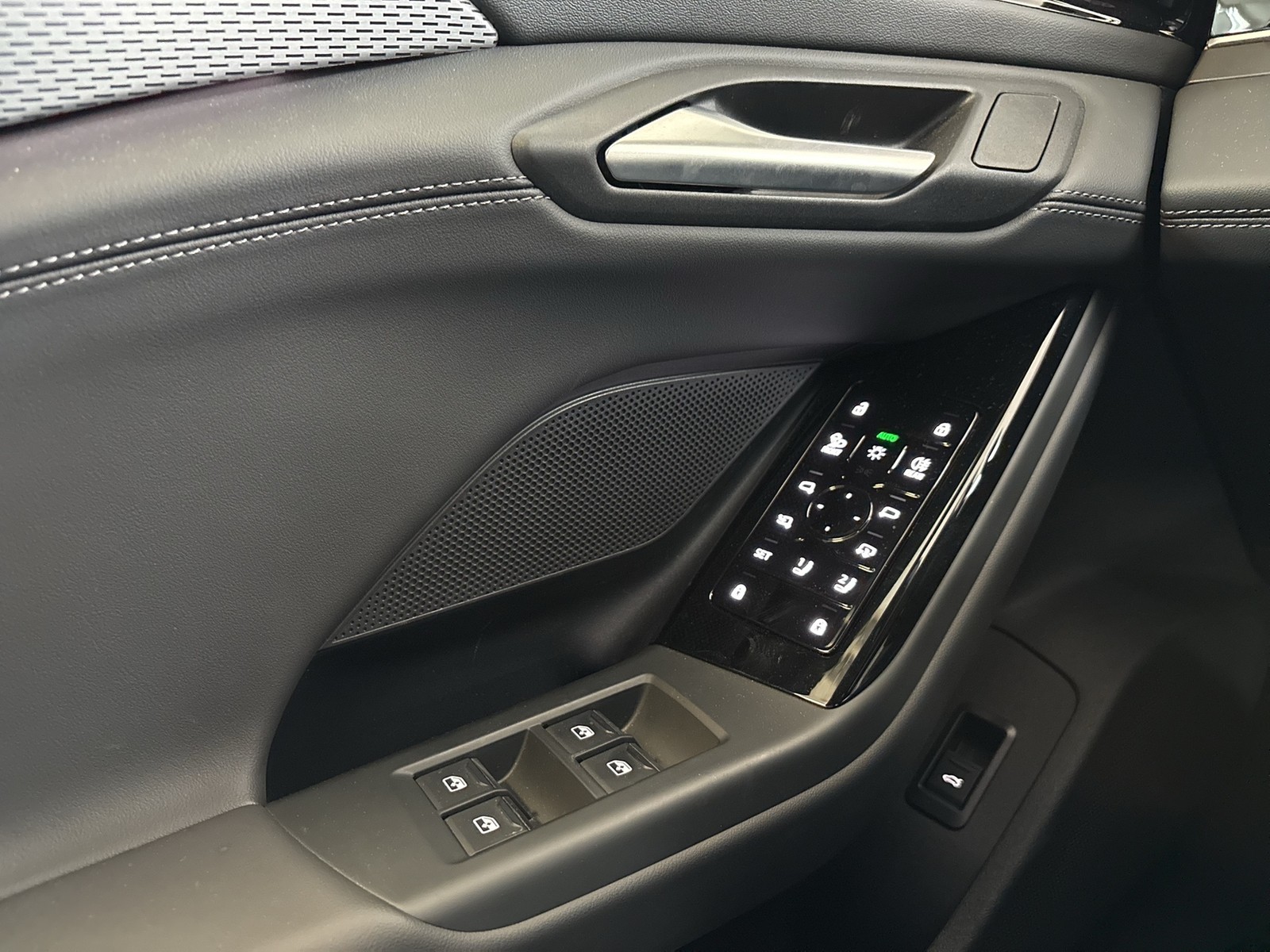 Audi A6 e-tron Sportback quattro S LINE AHK 360°CAM