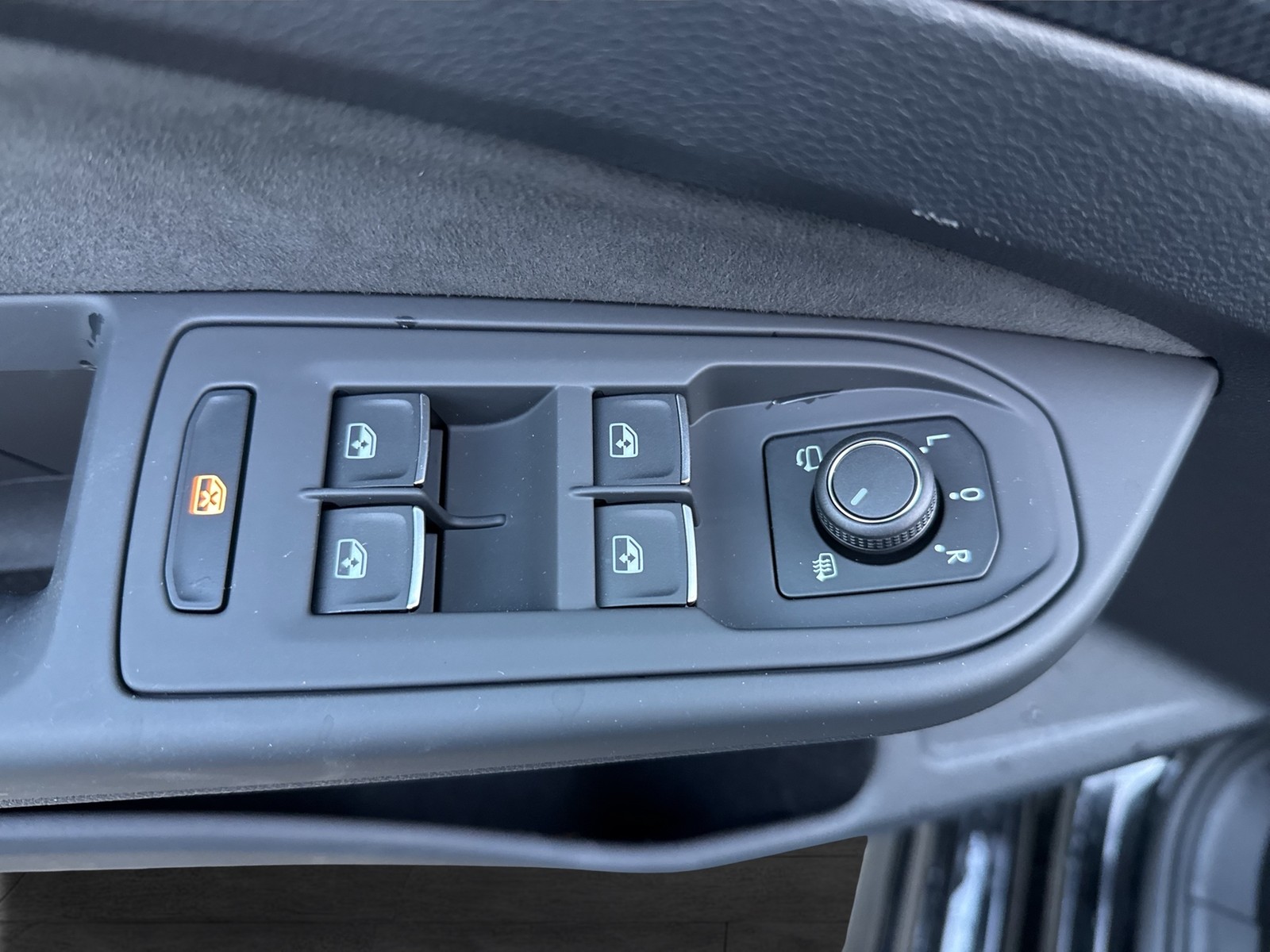 Volkswagen Golf Variant VIII 1.5 eTSI R-LINE FACELIFT CAM