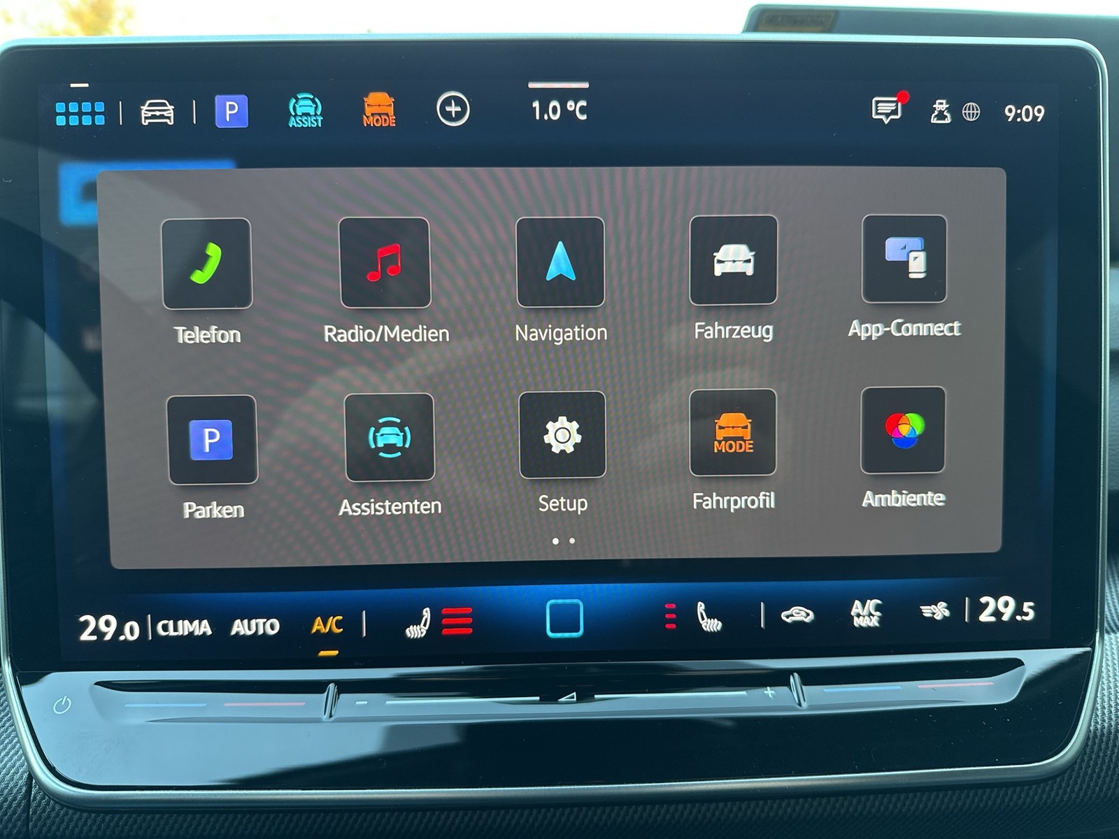 Volkswagen Golf Variant VIII 1.5 eTSI R-LINE FACELIFT CAM