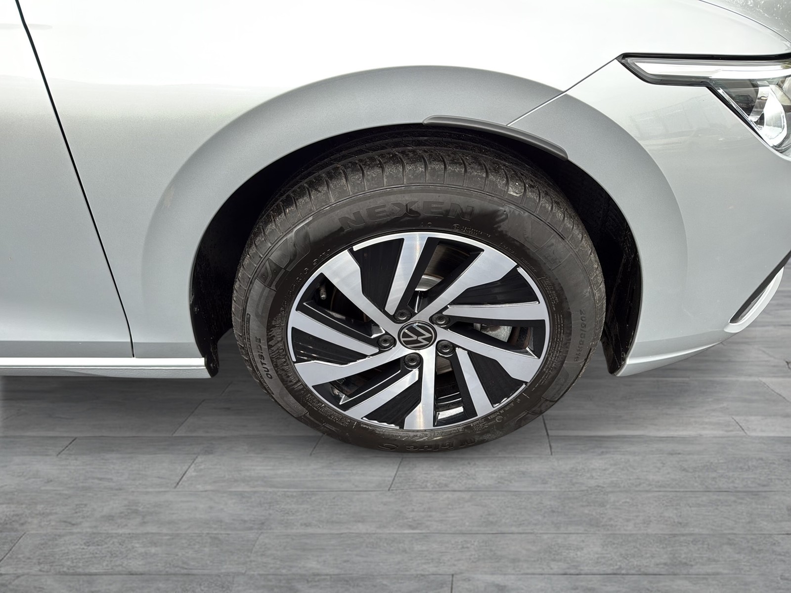 Volkswagen Golf VIII 1.4 HYBRID STYLE ACC NAVI ALU SITZHEIZ