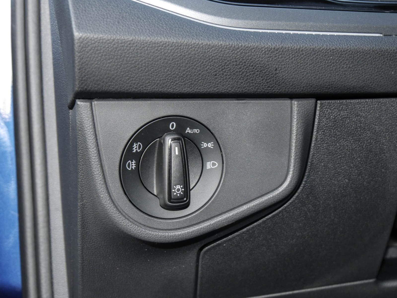 Volkswagen Taigo 1.0 R-LINE CAM ACC LM17 NAVI SITZHEIZUNG