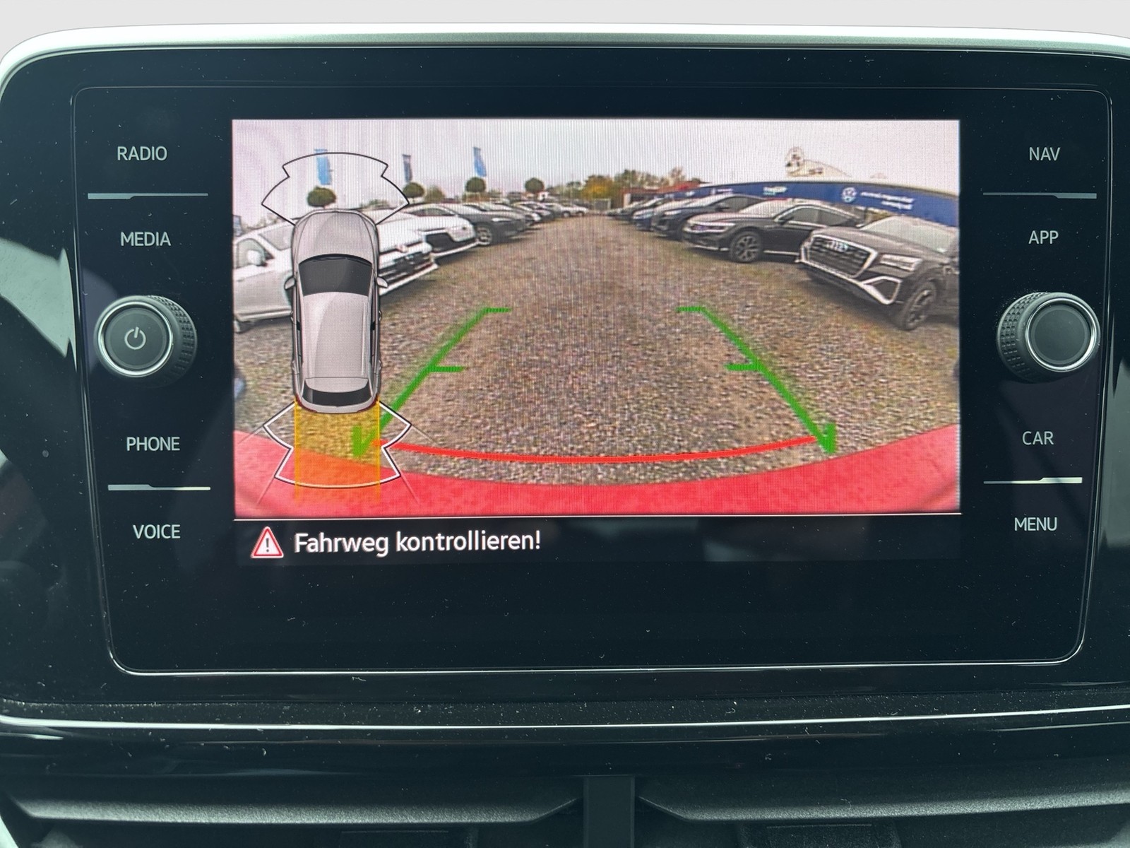 Volkswagen T-Roc 2.0 R-LINE 4X4 AHK CAM ACC LM17 NAVI