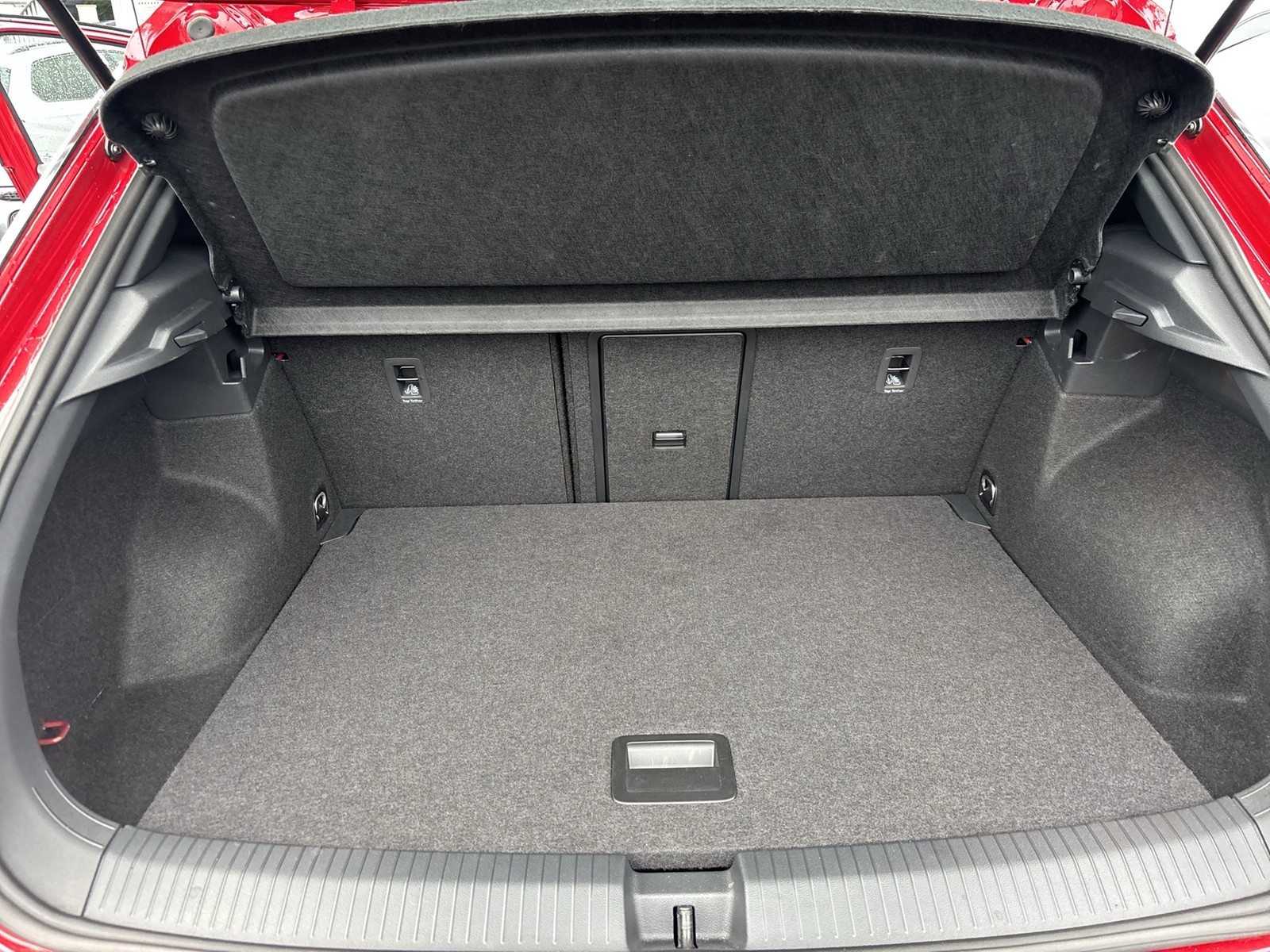 Volkswagen T-Roc 2.0 R-LINE 4X4 AHK CAM ACC LM17 NAVI