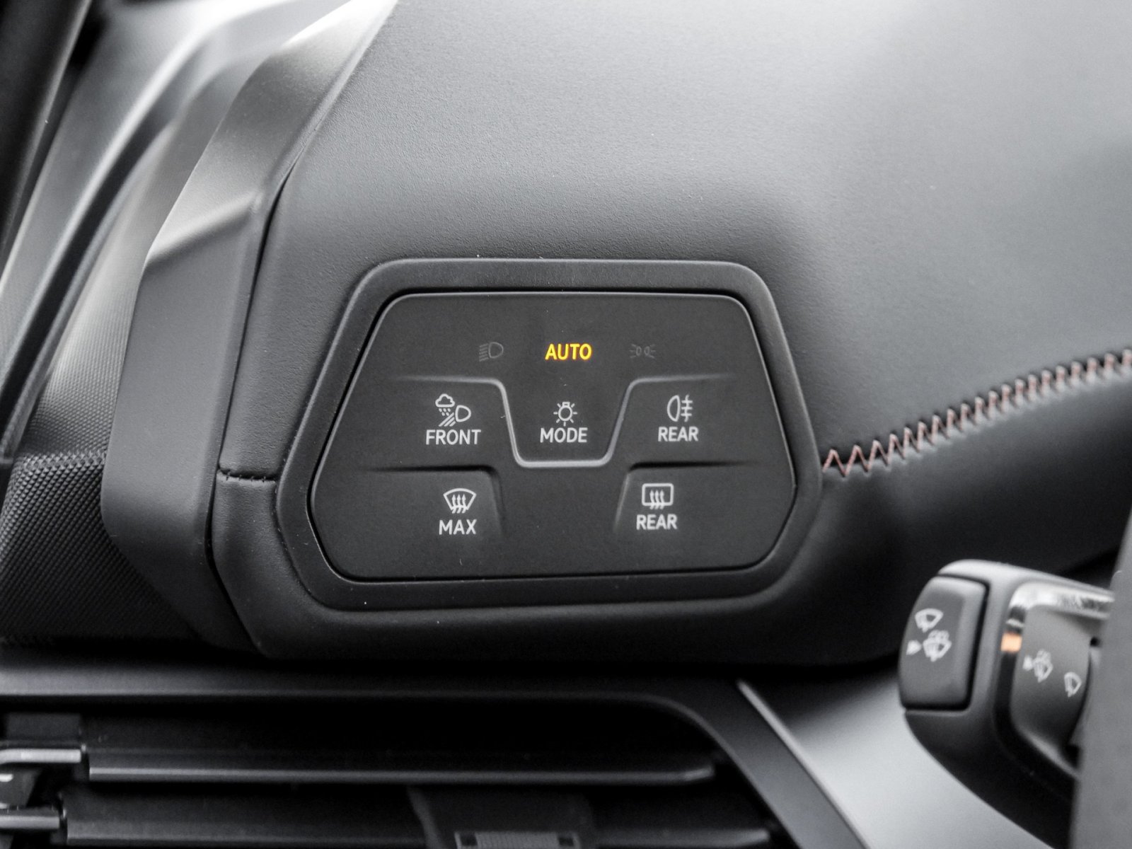 Cupra Born NAVI CAM SMARTLIGHT KEYLESS LENKRAD&SITZHZG