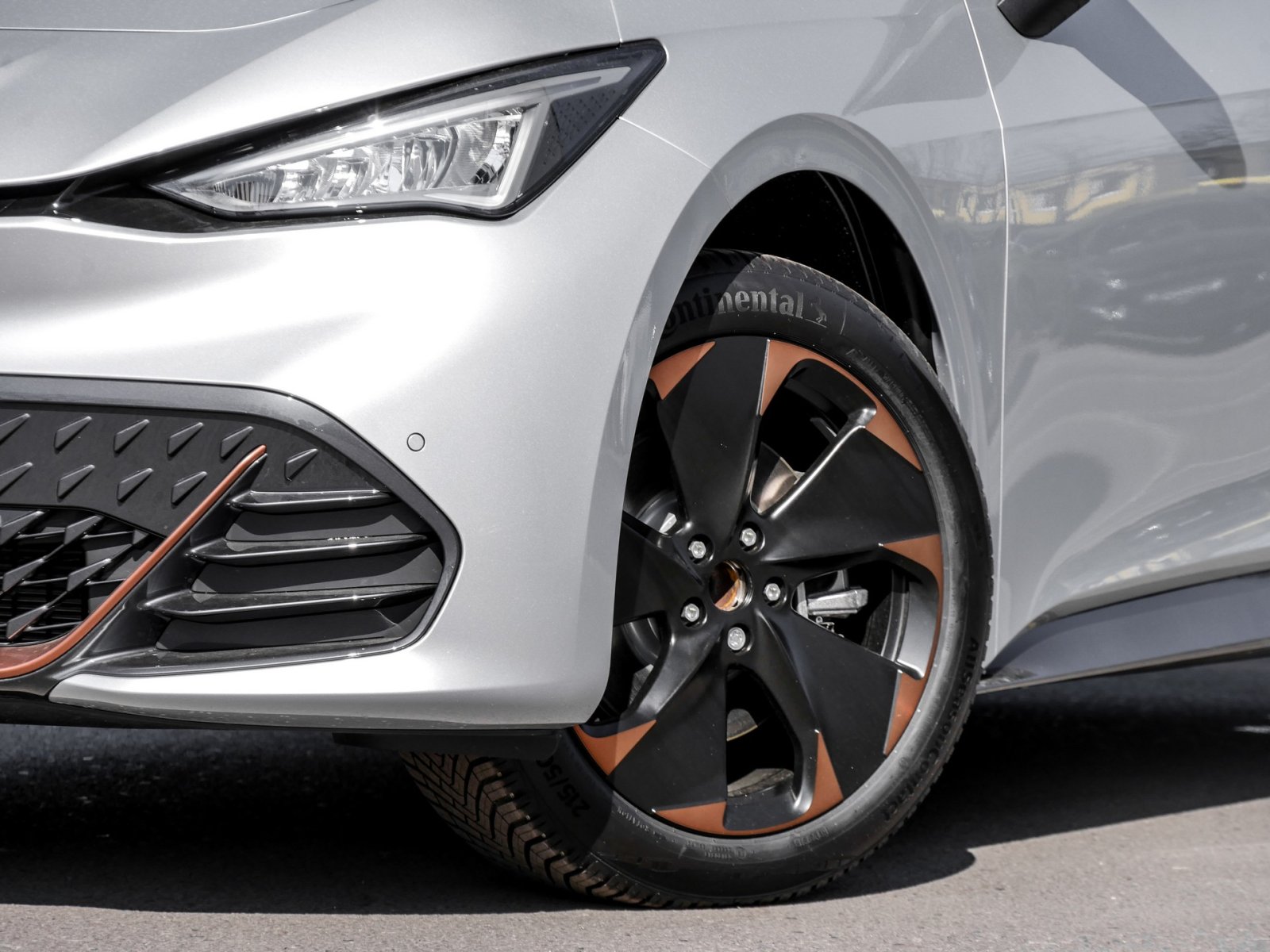 Cupra Born NAVI CAM SMARTLIGHT KEYLESS LENKRAD&SITZHZG