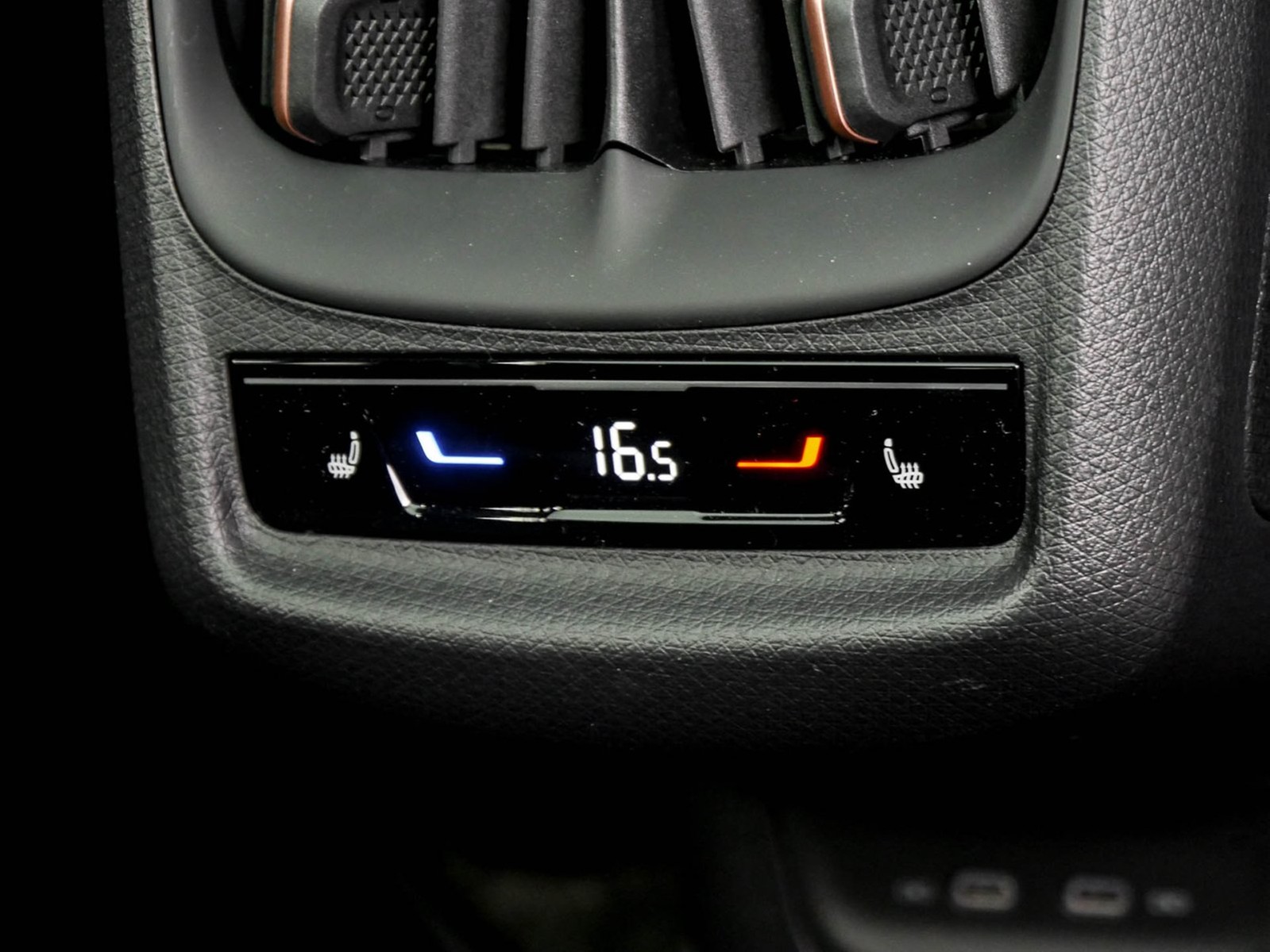 Cupra Tavascan VZ 4DRIVE HUD PANO MATRIX WÄRMEPUMPE