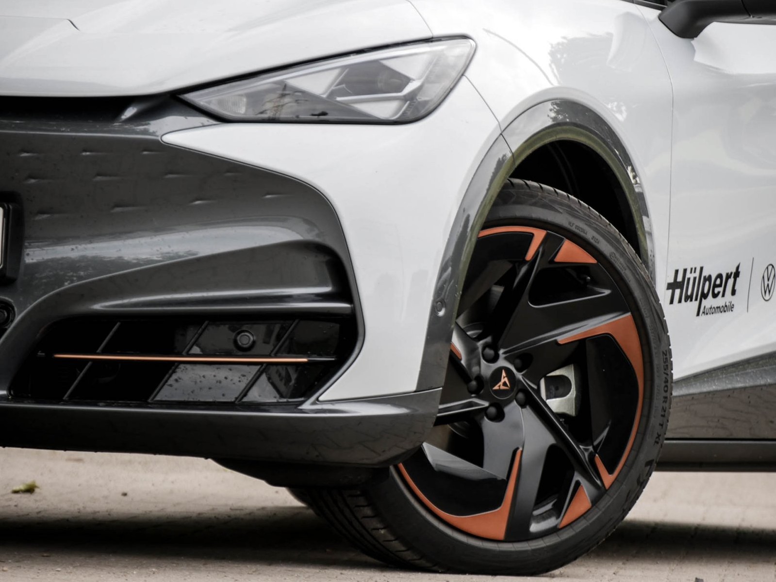 Cupra Tavascan VZ 4DRIVE HUD PANO MATRIX WÄRMEPUMPE