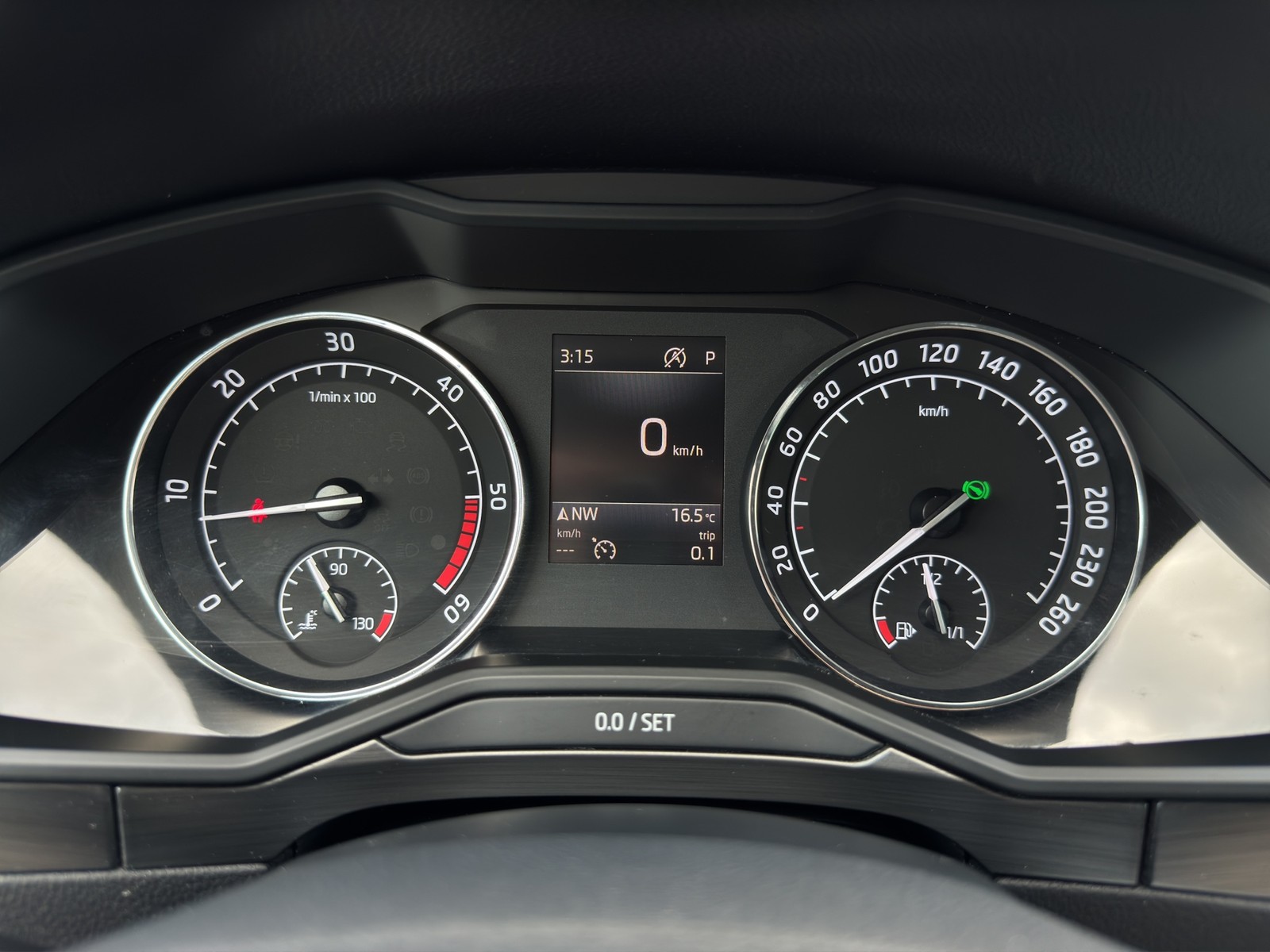 Skoda Superb Combi 2.0 STYLE CAM ACC eKLAPPE NAVI ALU