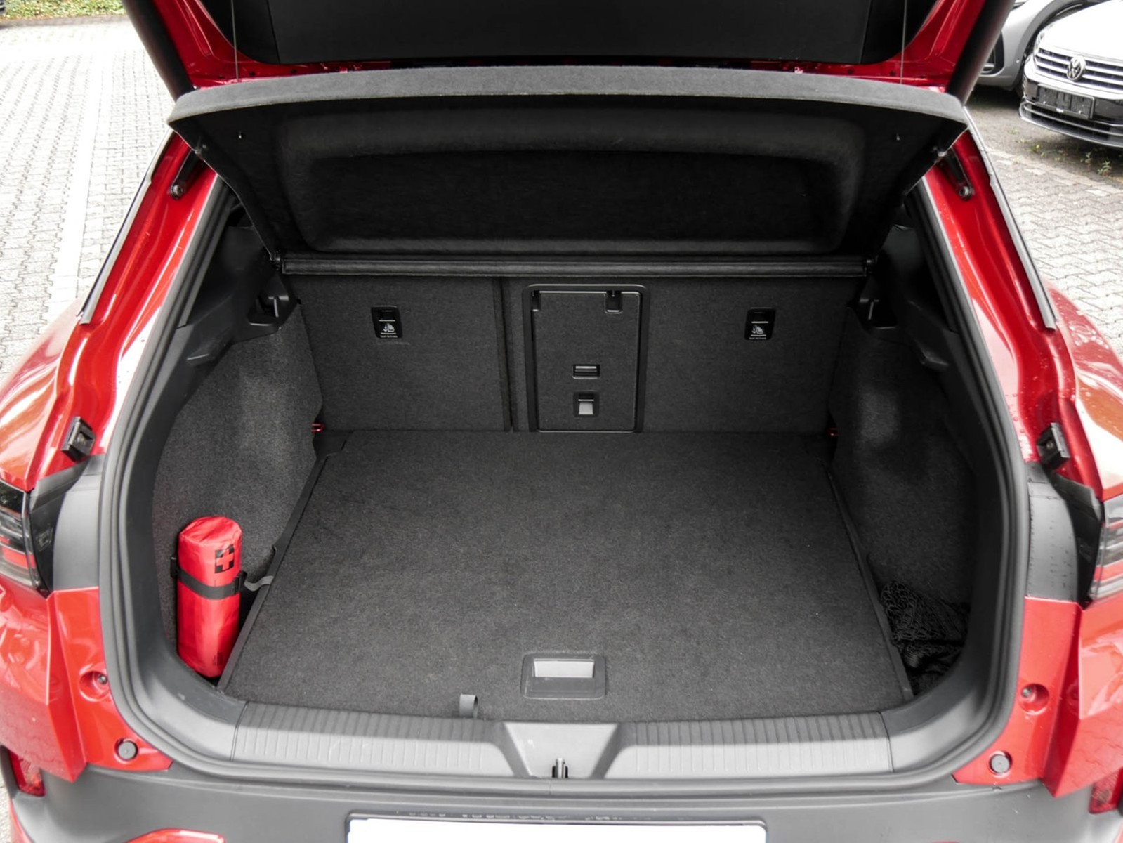 Volkswagen ID.4 GTX 4X4 WÄRMEPUMPE PANO AHK 360CAM ACC LM21