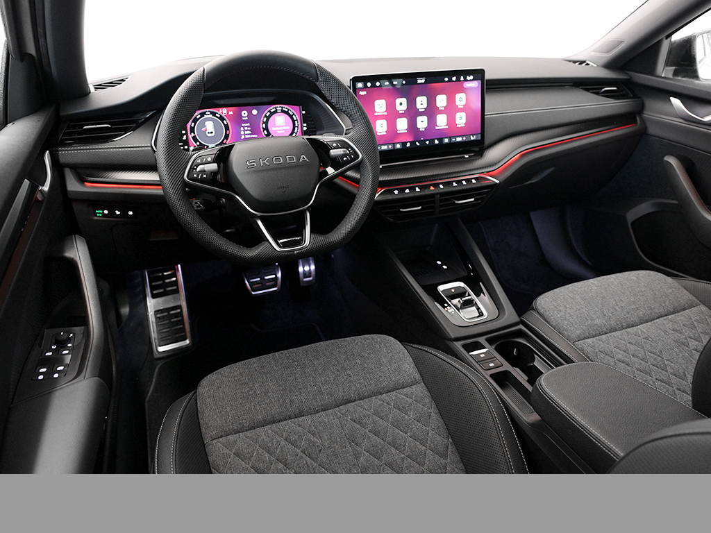 Skoda Octavia Combi 1.5TSI DSG Sportline AHK HuD ACC NAV PLA 360GRAD