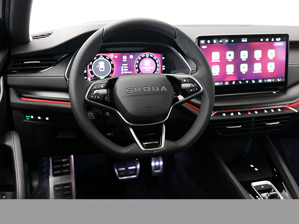 Skoda Octavia Combi 1.5TSI DSG Sportline AHK HuD ACC NAV PLA 360GRAD