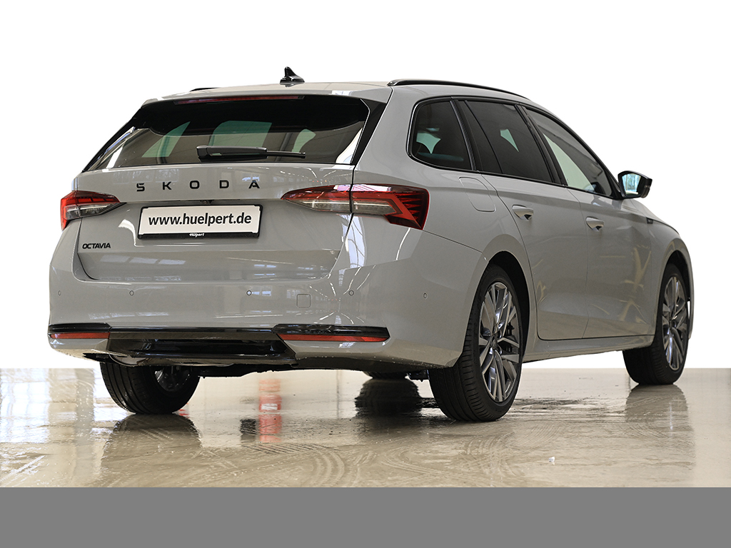 Skoda Octavia Combi 1.5TSI DSG Sportline AHK HuD ACC NAV PLA 360GRAD