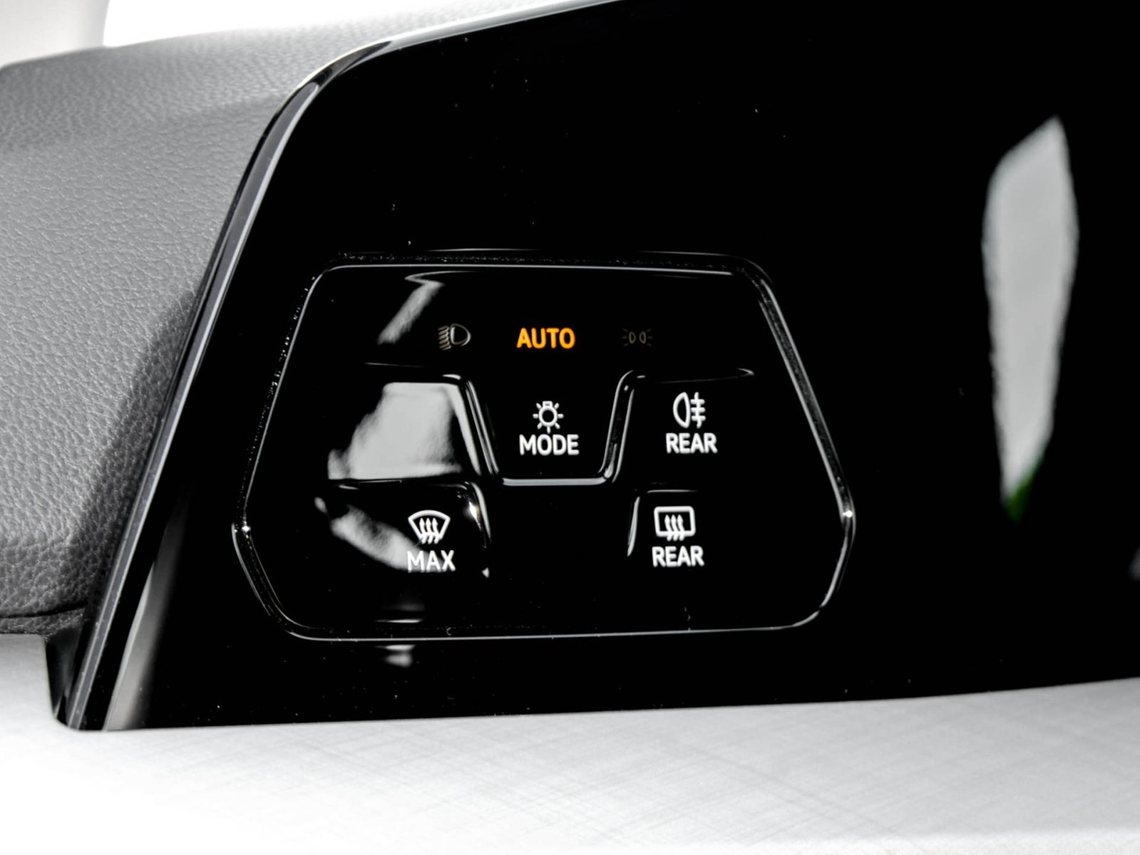 Volkswagen Golf Variant VIII 1.5 eTSI LIFE FACELIFT AHK ACC