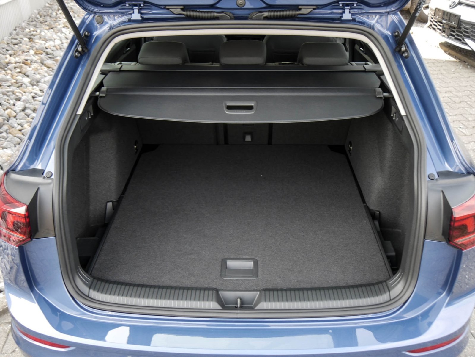 Volkswagen Golf Variant VIII 1.5 eTSI LIFE FACELIFT AHK ACC