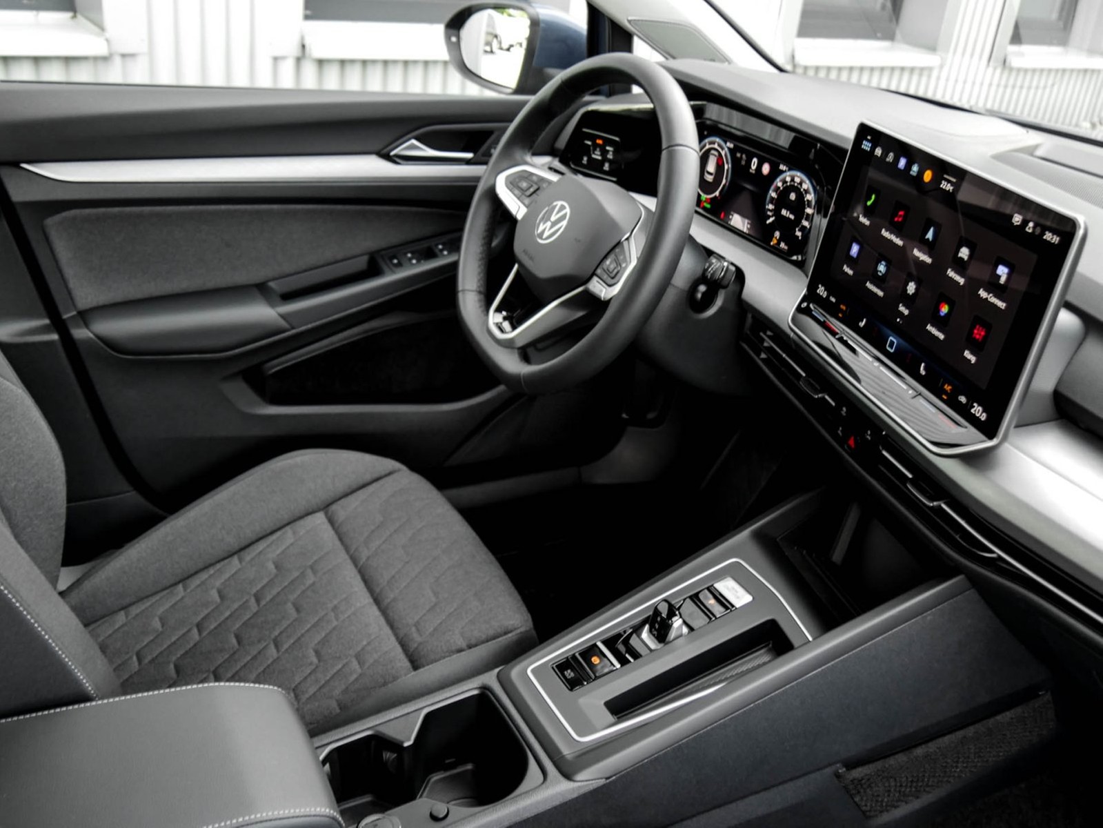 Volkswagen Golf Variant VIII 1.5 eTSI LIFE FACELIFT AHK ACC
