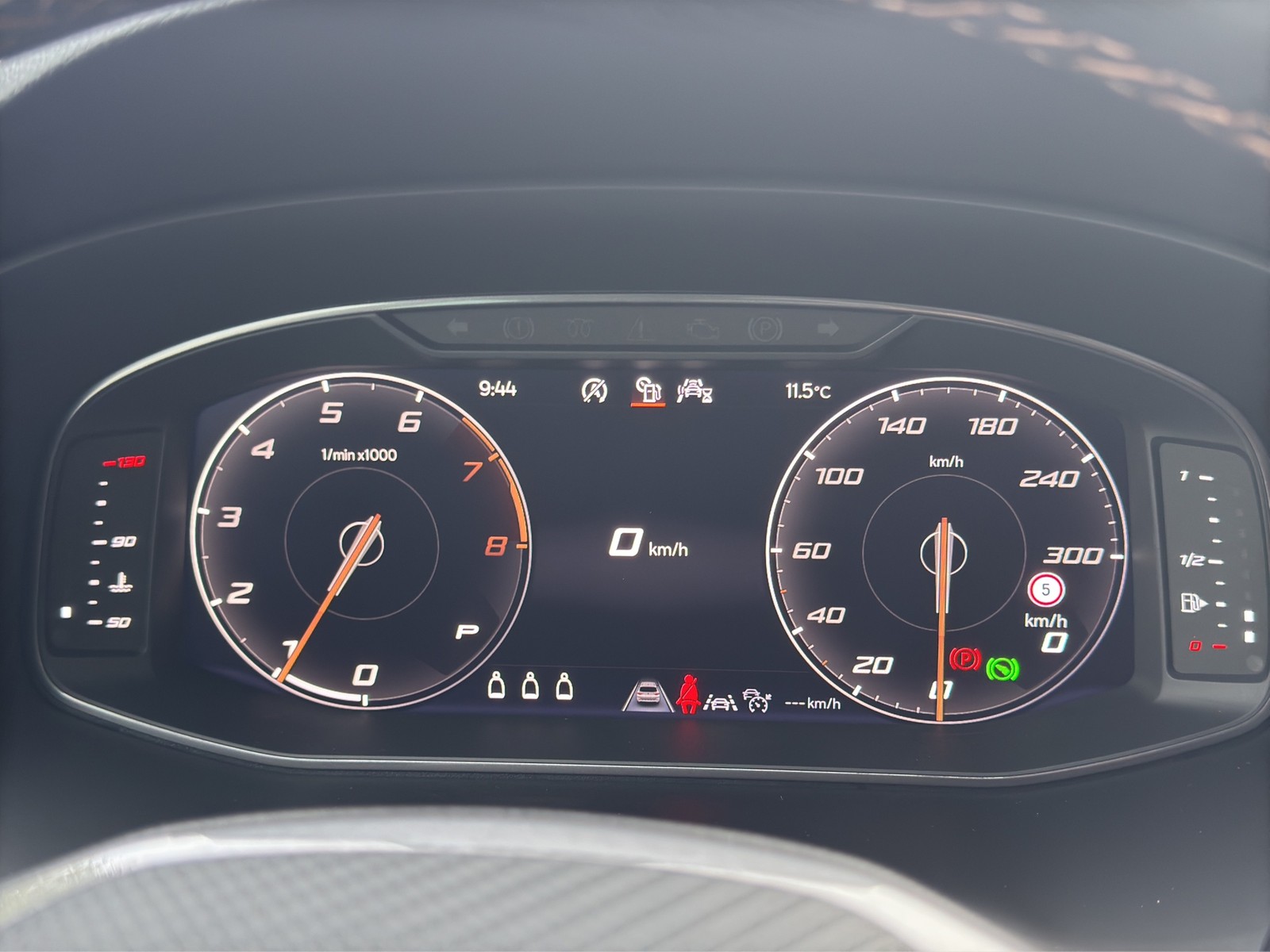 Cupra Ateca 1.5 DSG AHK PANO NAV ACC 19LM RFK E-KLAPPE