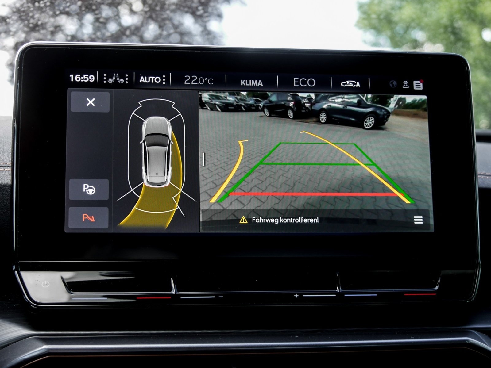 Cupra Formentor 1.4 HYBRID CAM ACC LM18 NAVI SITZHEIZ.