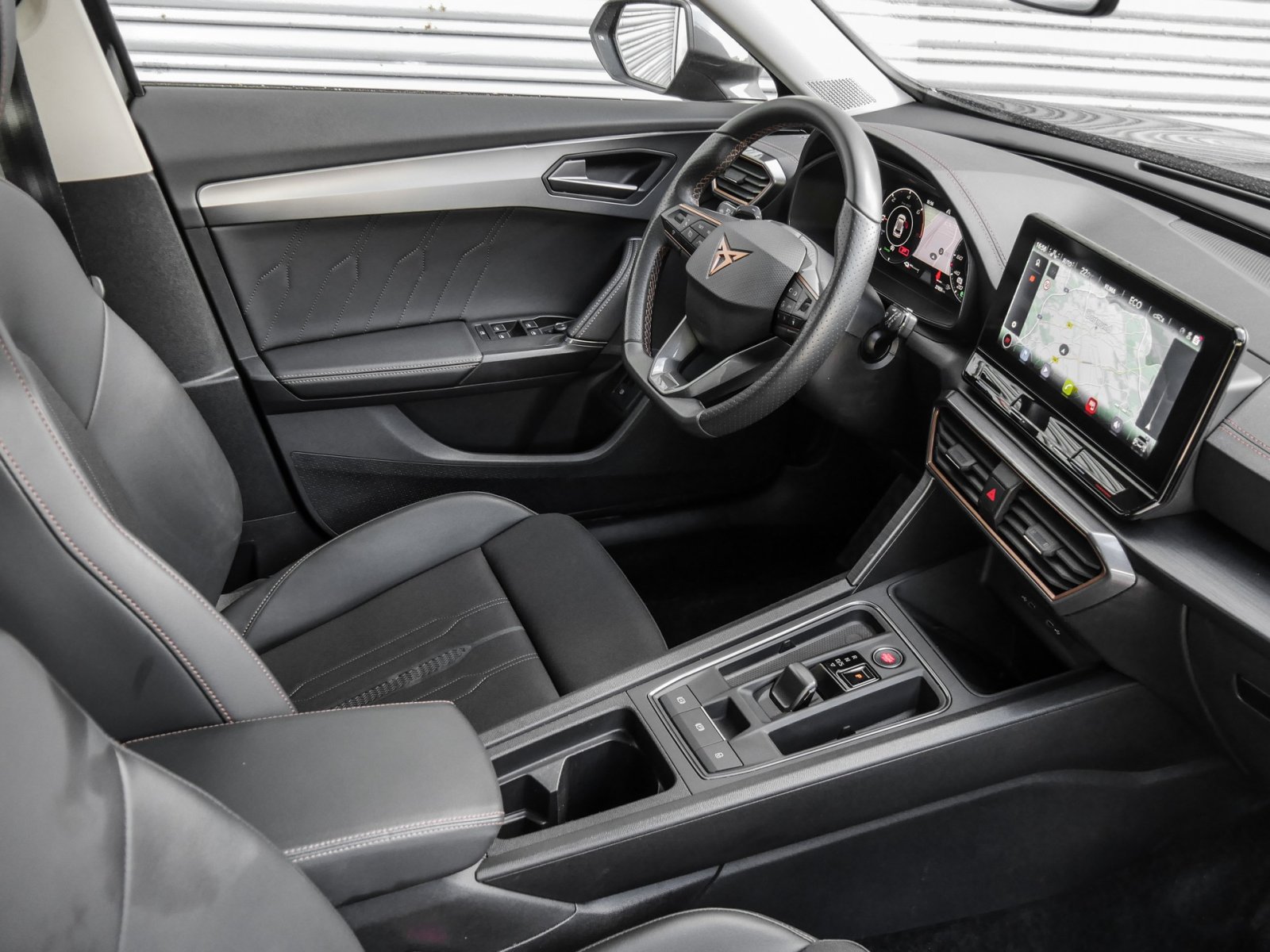Cupra Formentor 1.4 HYBRID CAM ACC LM18 NAVI SITZHEIZ.