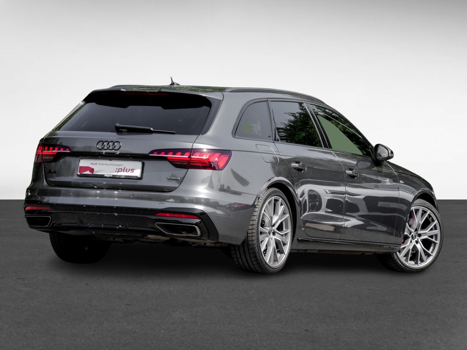 Audi A4 Avant 40 quattro S LINE BLACKPAK ACC LM19 NAVI+