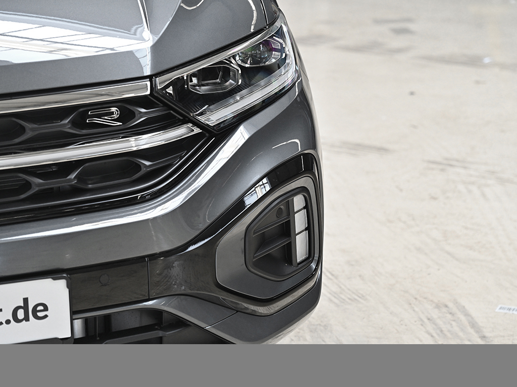 Volkswagen T-Roc 1.5 R-LINE DSG BLACKSTYLE AHK eKLAPPE CAM