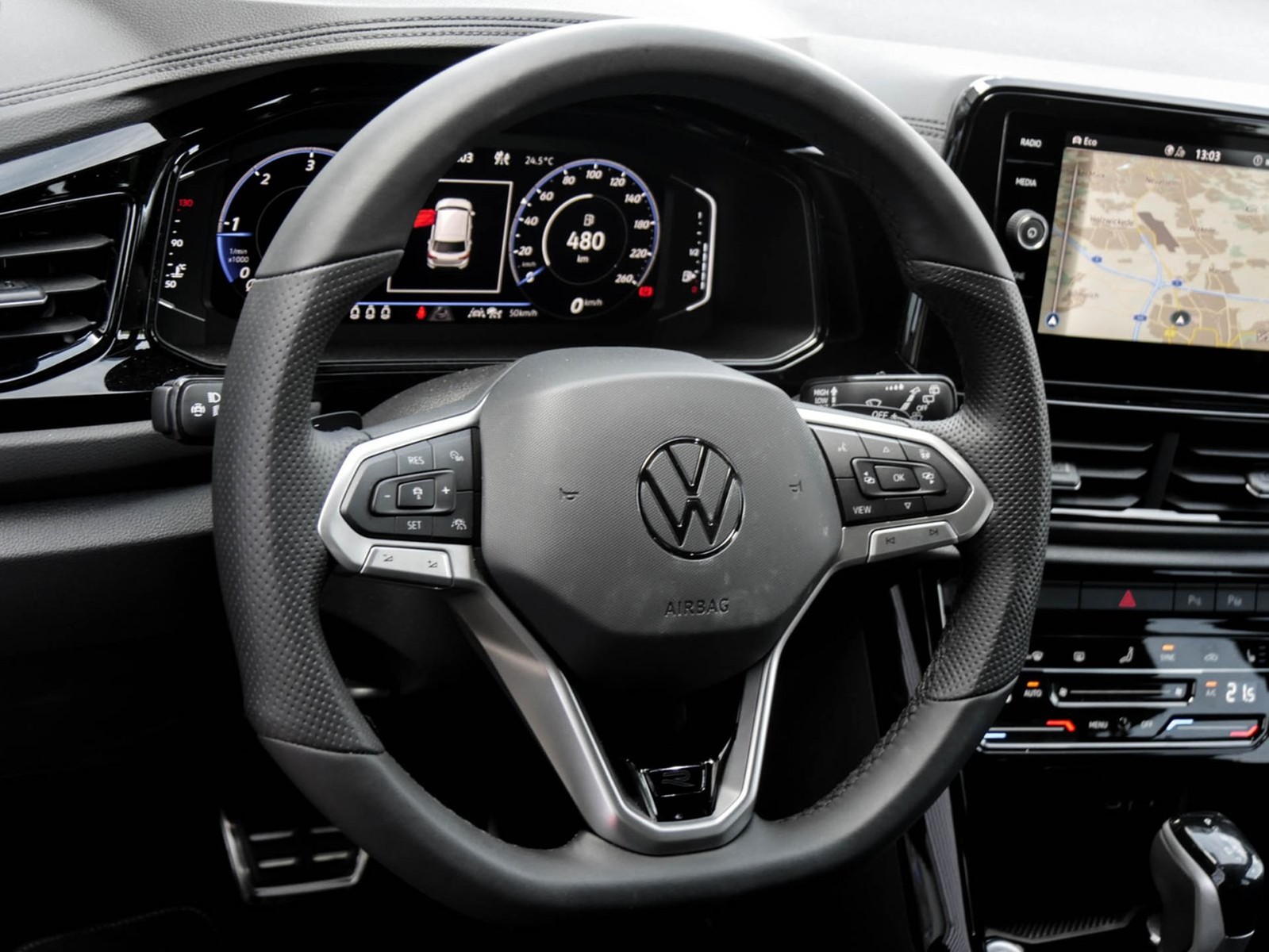 Volkswagen T-Roc 2.0 R-LINE DSG BLACKSTYLE eKLAPPE CAM AHK