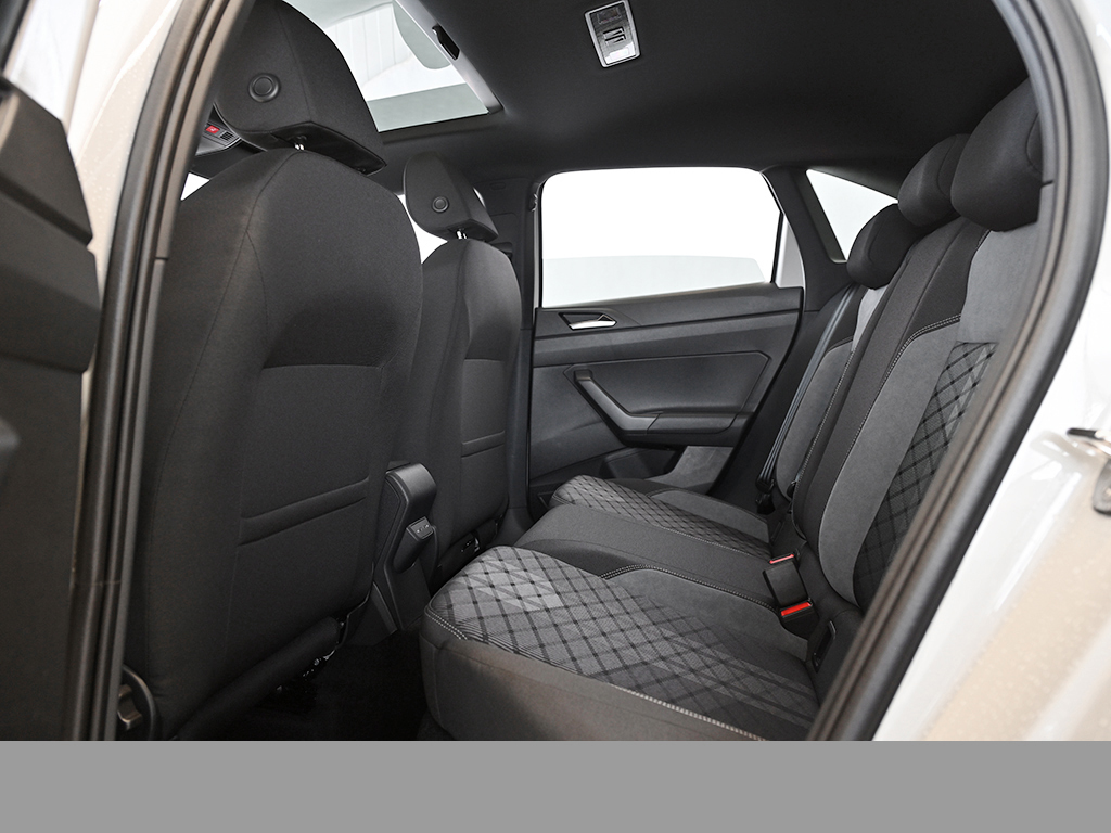 Volkswagen Taigo 1.0 R-LINE DSG BLACKSTYLE PANO KEYLESS CAM