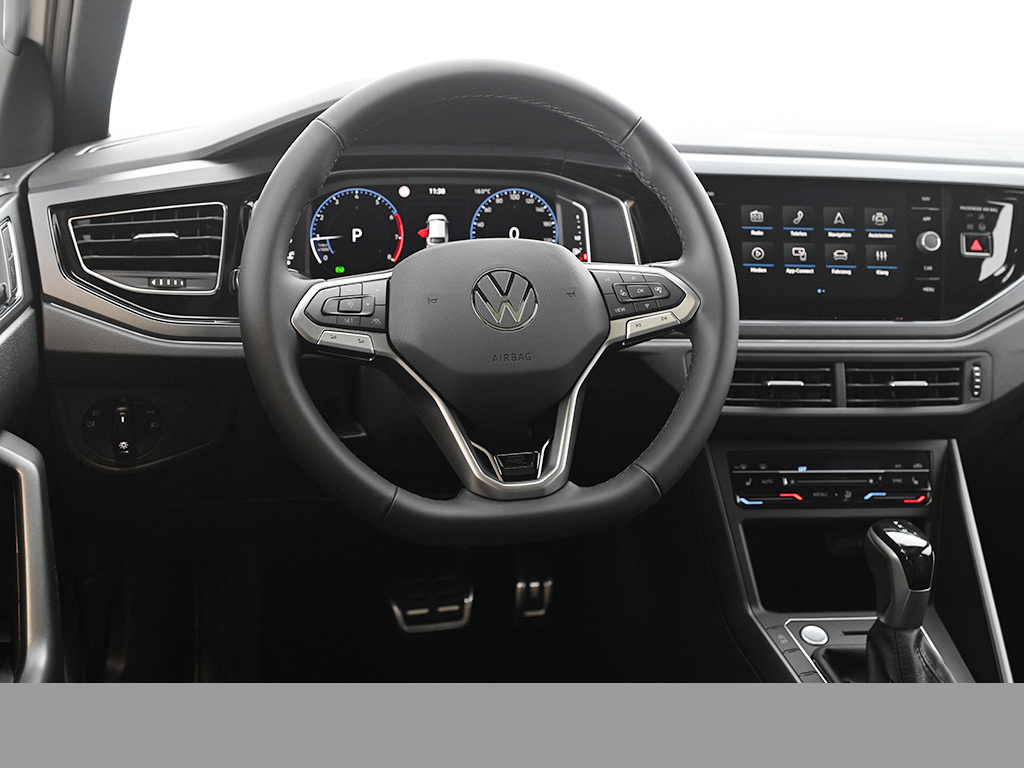 Volkswagen Taigo 1.0 R-LINE DSG BLACKSTYLE PANO KEYLESS CAM