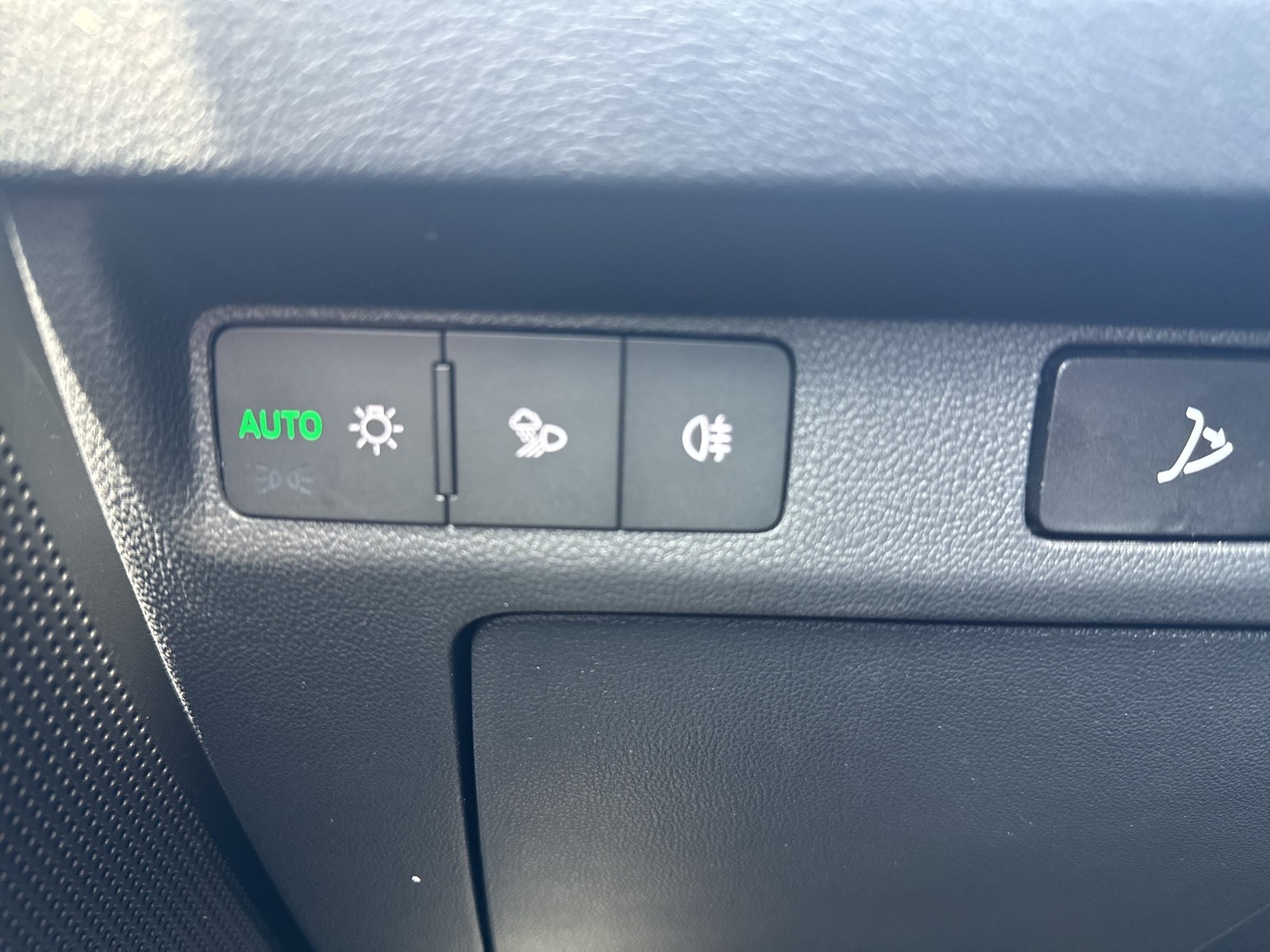 Skoda Enyaq 60 SPORTLINE WÄRMEPUMPE CAM ACC LM20 NAVI
