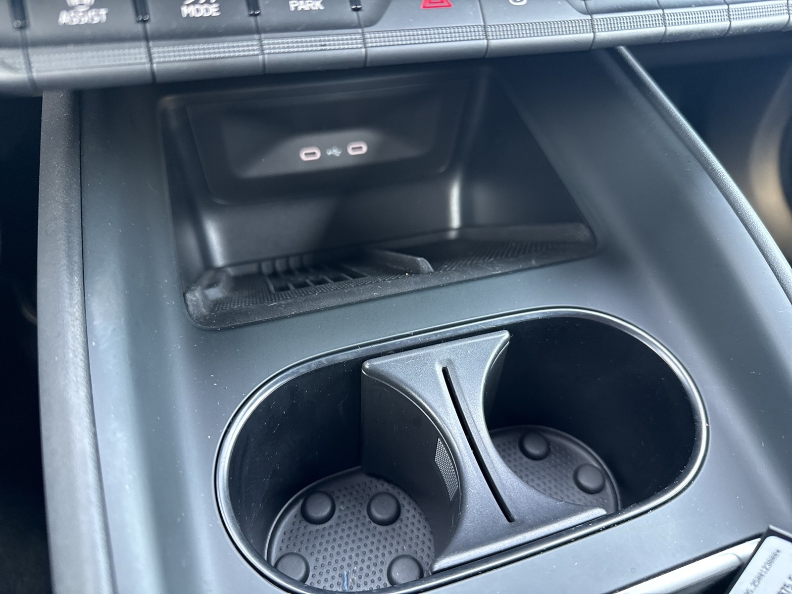 Skoda Enyaq 60 SPORTLINE WÄRMEPUMPE CAM ACC LM20 NAVI