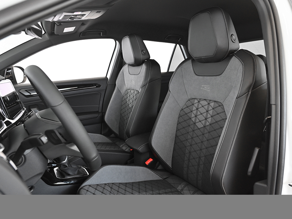 Volkswagen T-Roc 1.5 R-LINE DSG BLACKSTYLE eKLAPPE AHK CAM