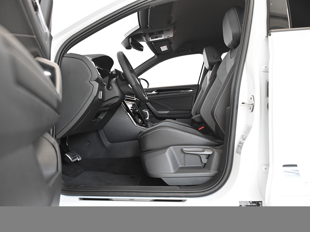 Volkswagen T-Roc 1.5 R-LINE DSG BLACKSTYLE eKLAPPE AHK CAM