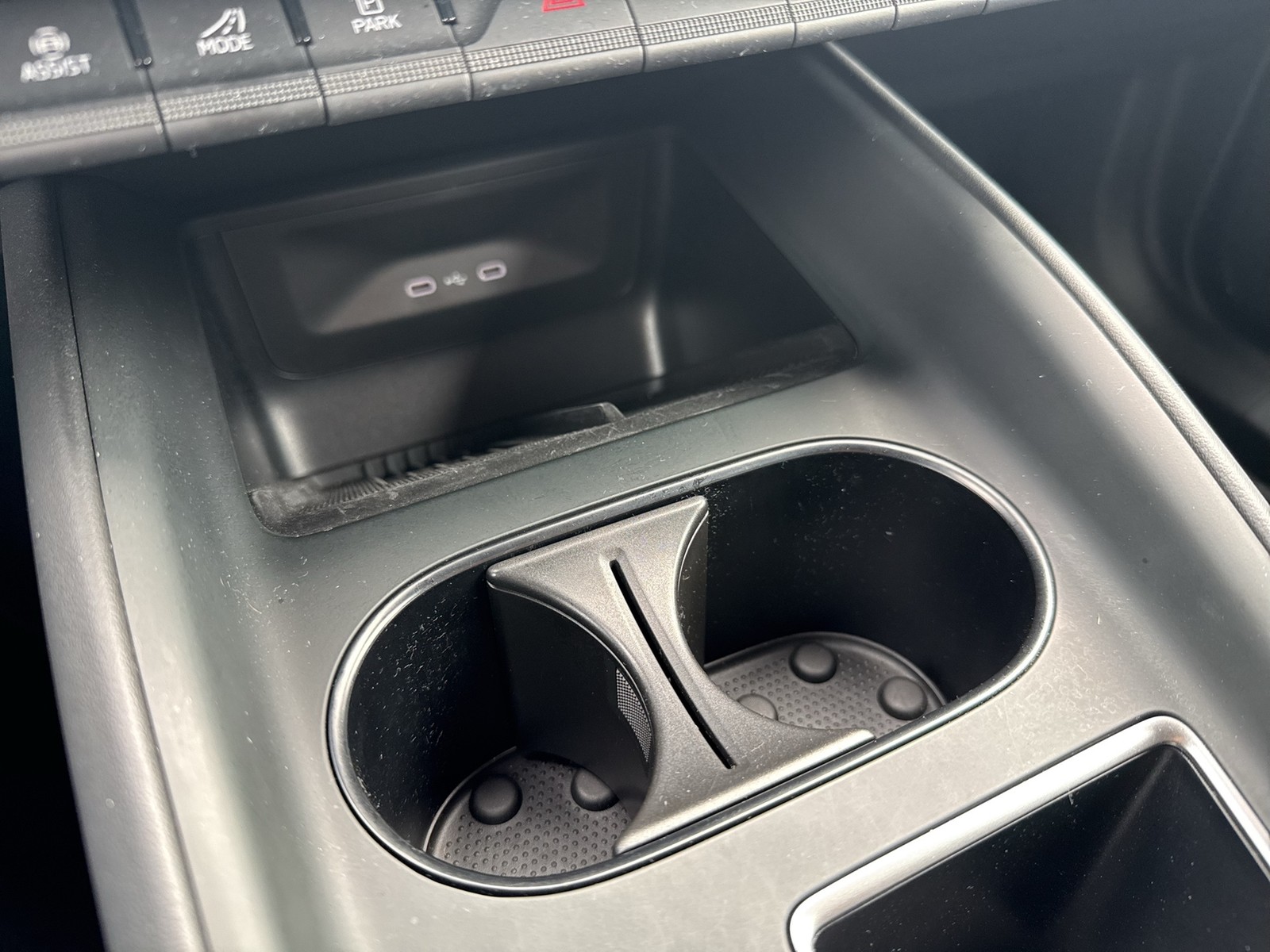 Skoda Enyaq 60 SPORTLINE WÄRMEPUMPE CAM ACC LM20 NAVI